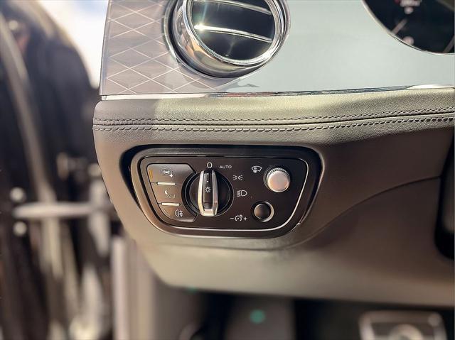 Photo of 2022 Onyx Bentley Bentayga
