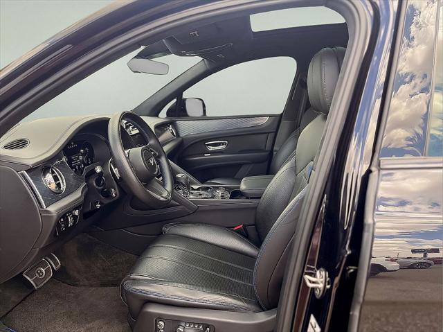 Photo of 2022 Onyx Bentley Bentayga