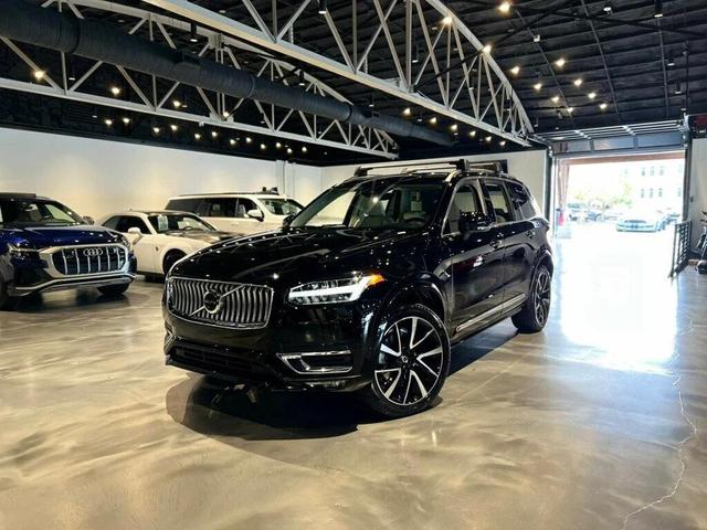 Photo of 2023 Onyx Black Metallic Volvo XC90