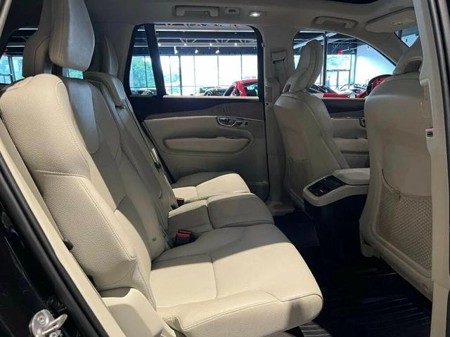 Photo of 2023 Onyx Black Metallic Volvo XC90