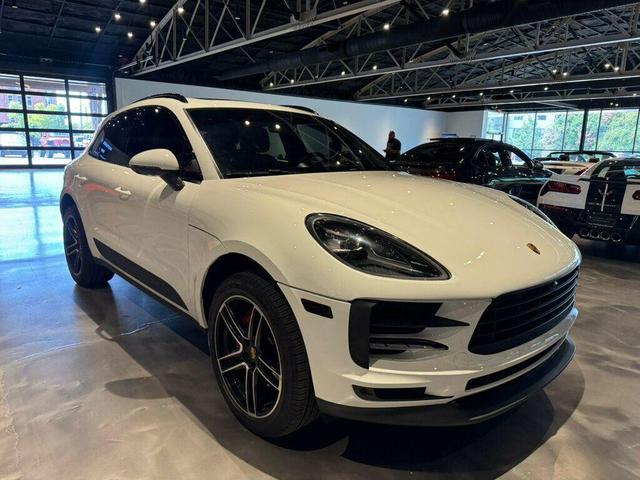 Photo of 2021 White Porsche Macan