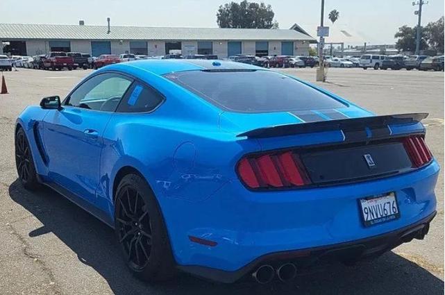 Photo of 2017 Grabber Blue Ford Shelby GT350