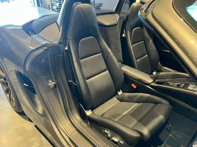 Photo of 2014 Black Porsche Boxster