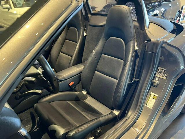 Photo of 2014 Black Porsche Boxster