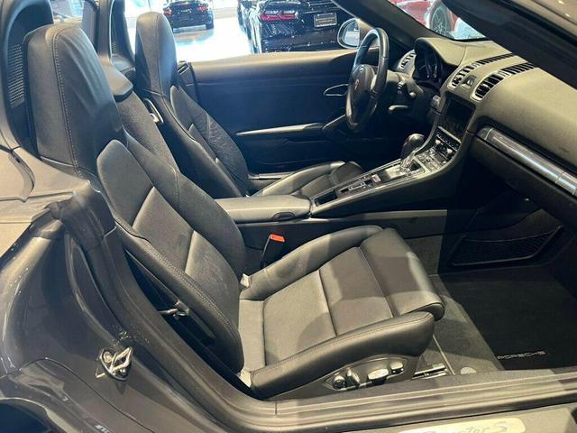Photo of 2014 Black Porsche Boxster
