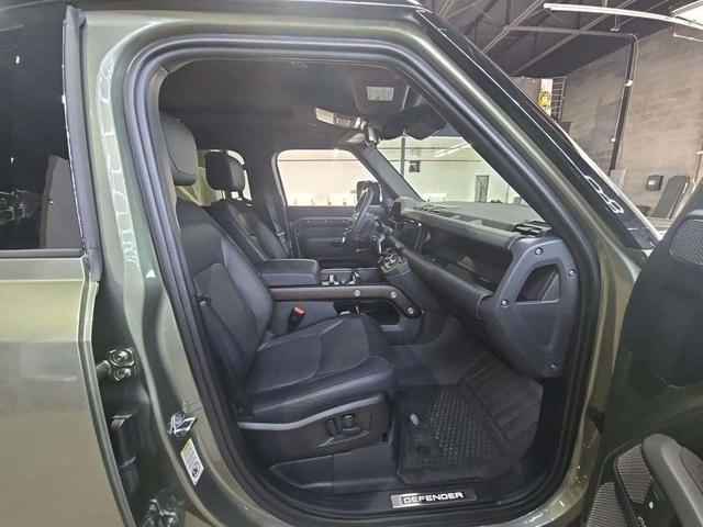 Photo of 2024 Pangea Green Metallic Land Rover Defender