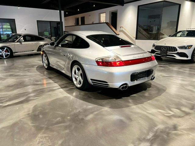 Photo of 2004 Arctic Silver Metallic Porsche 911