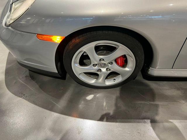 Photo of 2004 Arctic Silver Metallic Porsche 911