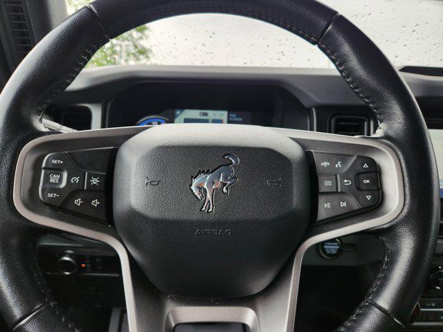 Photo of 2023 Oxford White Ford Bronco
