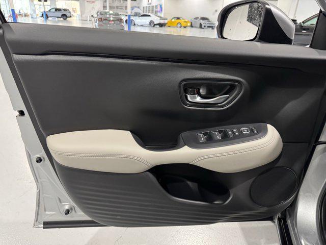 Photo of 2026 Solar Silver Metallic Honda HR-V