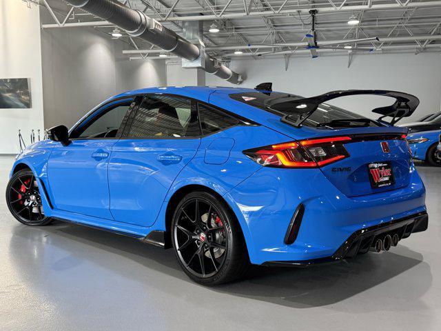 Photo of 2023 Boost Blue Pearl Honda Civic Type R