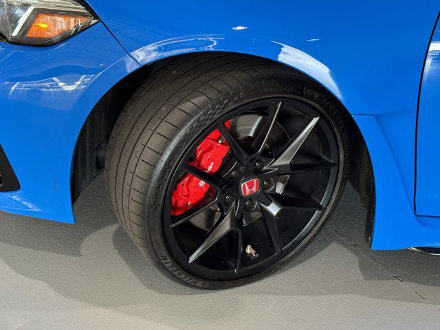 Photo of 2023 Boost Blue Pearl Honda Civic Type R
