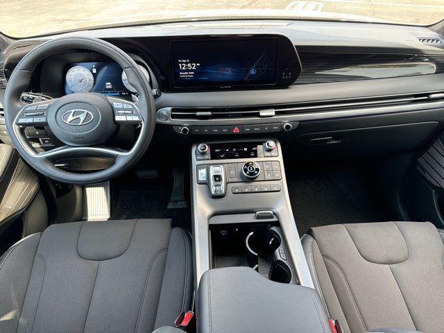 Photo of 2025 Abyss Black Pearl Hyundai PALISADE