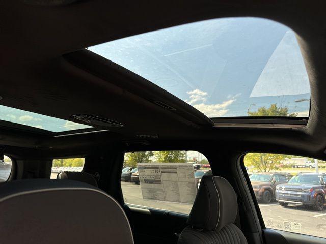 Photo of 2025 Abyss Black Pearl Hyundai PALISADE