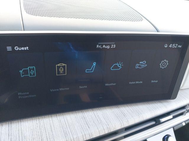 Photo of 2024 Earthy Brass Matte Hyundai SANTA FE