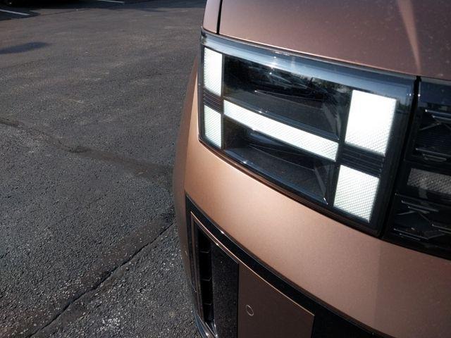 Photo of 2024 Earthy Brass Matte Hyundai SANTA FE