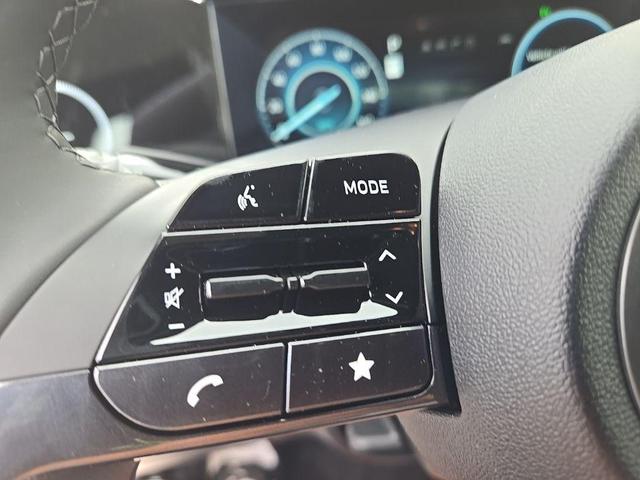 Photo of 2025 Serenity White Hyundai ELANTRA