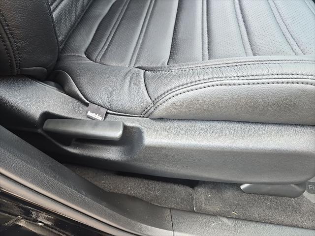 Photo of 2022 Crystal Black Pearl Honda CR-V