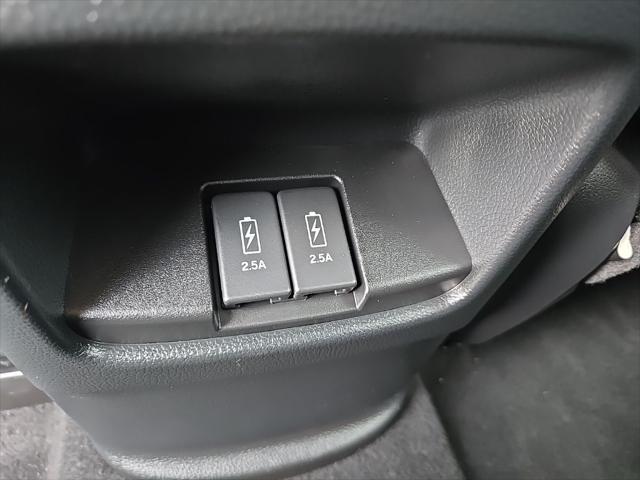 Photo of 2022 Crystal Black Pearl Honda CR-V
