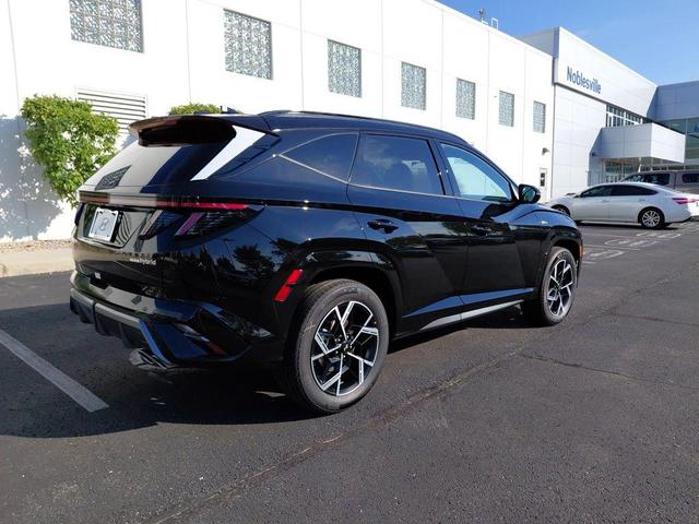 Photo of 2025 Ash Black Hyundai TUCSON Hybrid