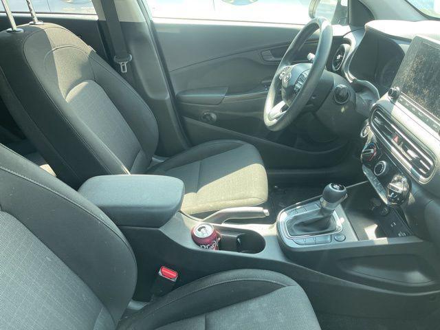 Photo of 2023 Lunar White Hyundai KONA