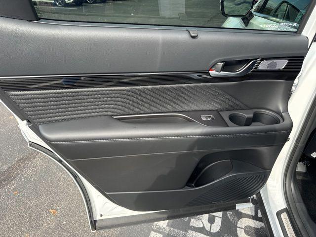 Photo of 2025 Hyper White Hyundai PALISADE