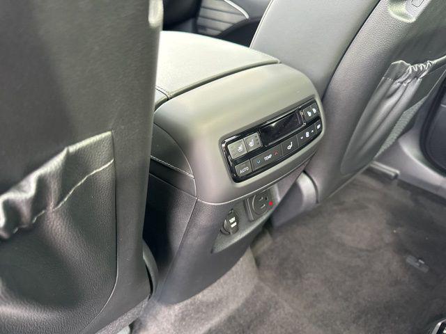 Photo of 2025 Hyper White Hyundai PALISADE