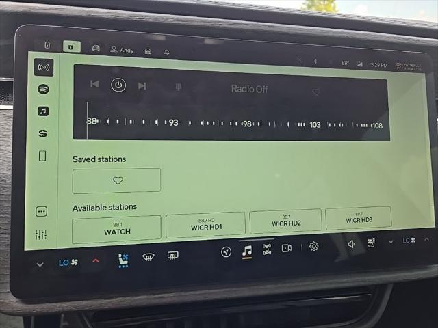 Photo of 2023 Forest Green Rivian R1S