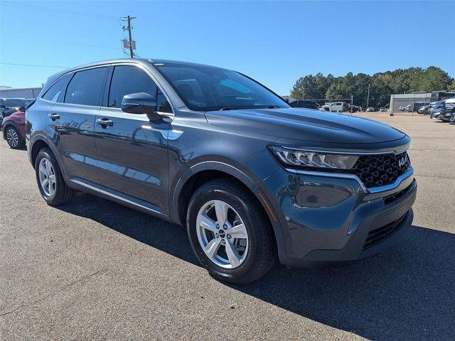 Photo of 2023 Gravity Grey Kia Sorento