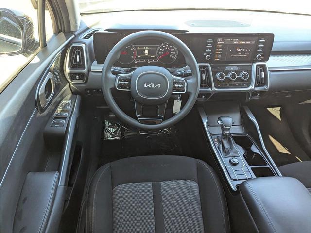 Photo of 2023 Gravity Grey Kia Sorento