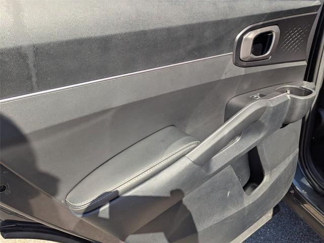Photo of 2023 Gravity Grey Kia Sorento