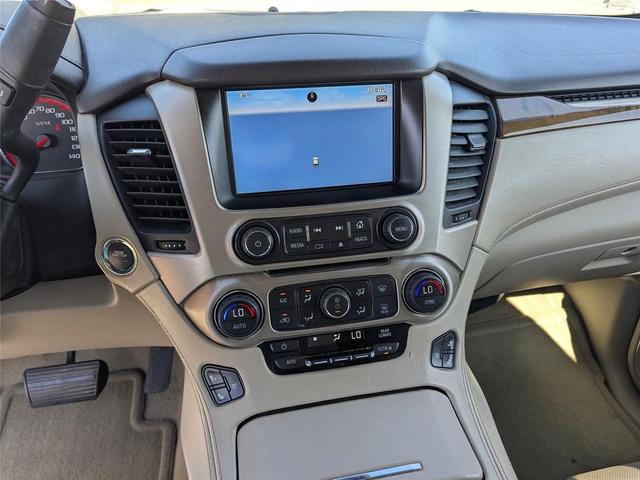 Photo of 2015 Champagne Silver Metallic GMC Yukon