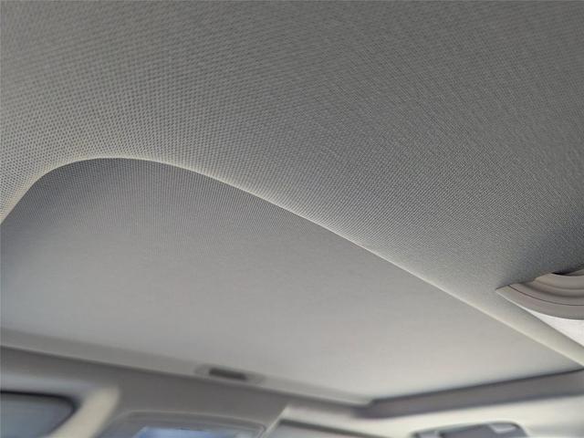 Photo of 2015 Champagne Silver Metallic GMC Yukon