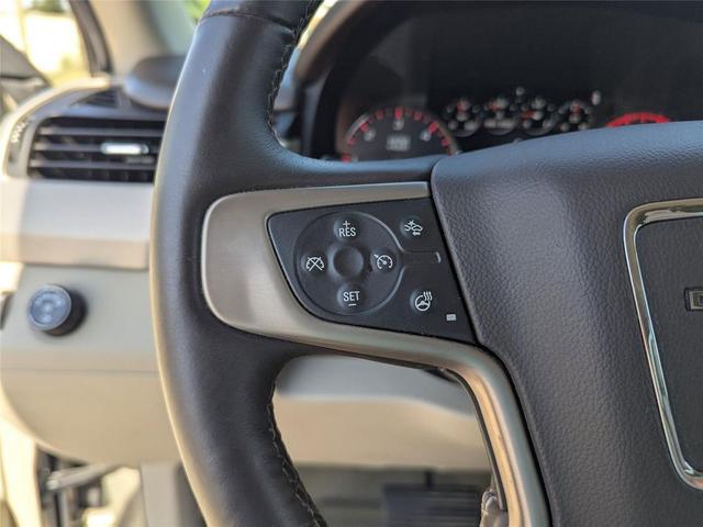 Photo of 2015 Champagne Silver Metallic GMC Yukon