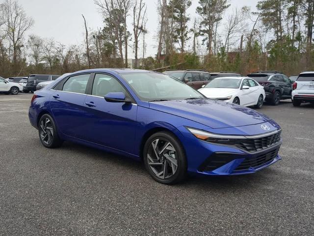 2024 Hyundai Elantra Hev