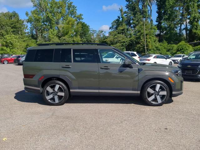 Photo of 2024 Green Hyundai SANTA FE