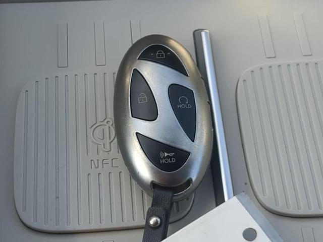 Photo of 2024 Green Hyundai SANTA FE