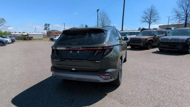 Photo of 2025 Green Hyundai TUCSON