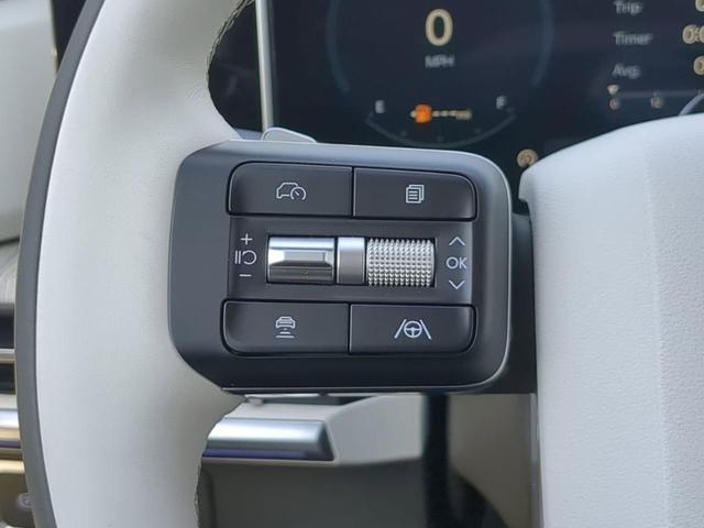 Photo of 2025 Brass Hyundai SANTA FE