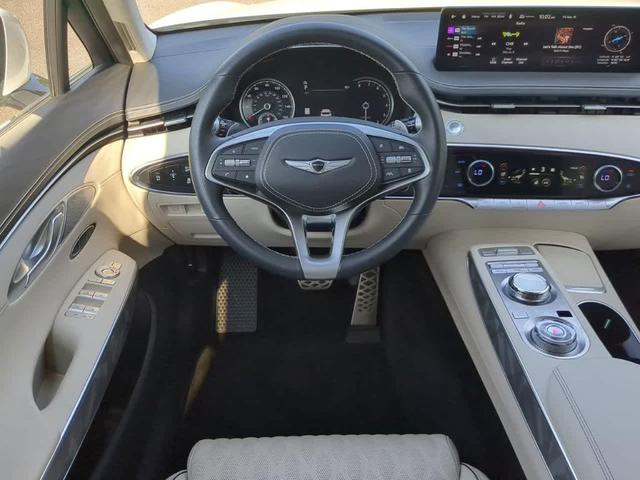 Photo of 2025 Uyuni White Genesis GV70