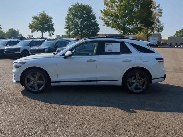 Photo of 2025 Uyuni White Genesis GV70
