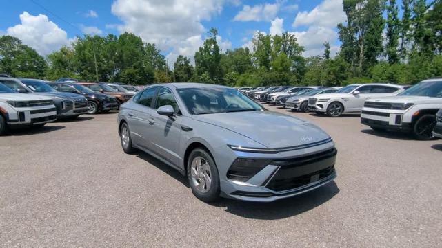 Photo of 2025 Blue Hyundai SONATA
