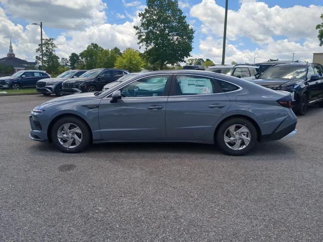 Photo of 2025 Blue Hyundai SONATA