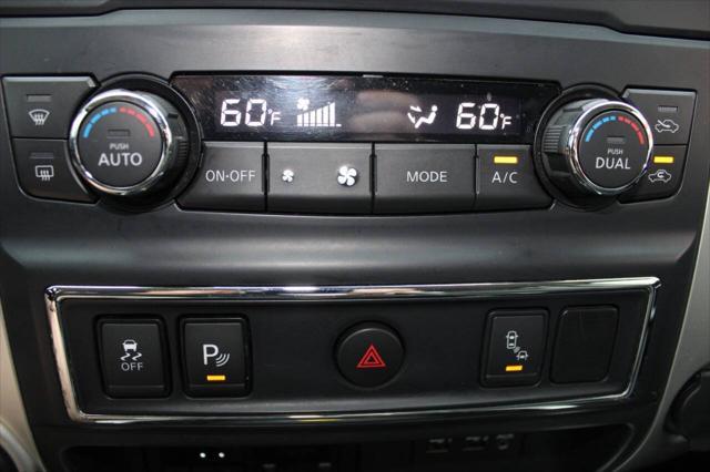 Photo of 2019 White Nissan Titan XD