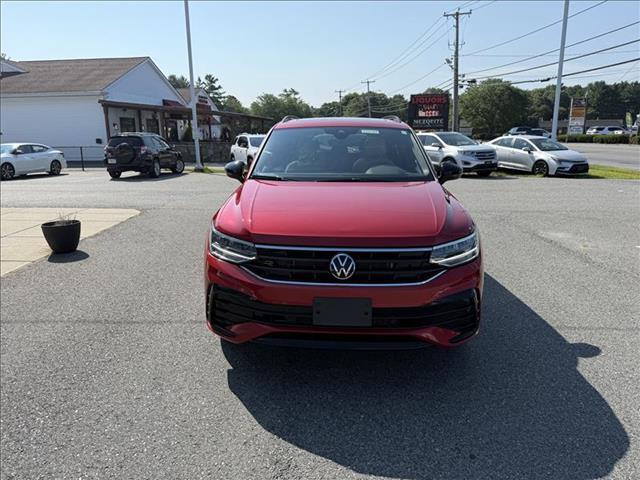 Photo of 2024 Kings Red Volkswagen Tiguan