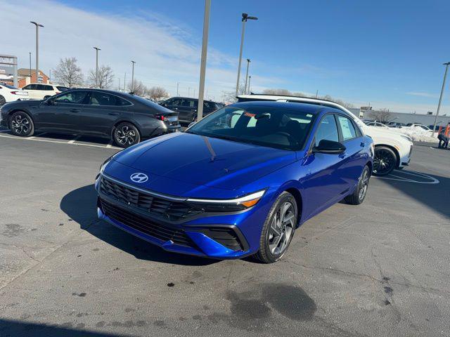 Photo of 2025 Intense Blue Hyundai ELANTRA