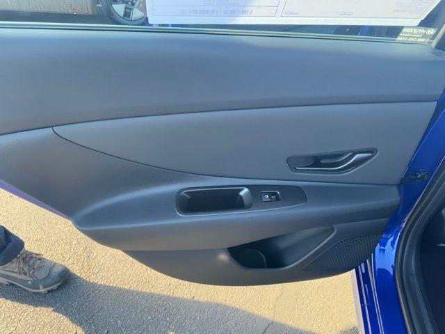 Photo of 2025 Intense Blue Hyundai ELANTRA