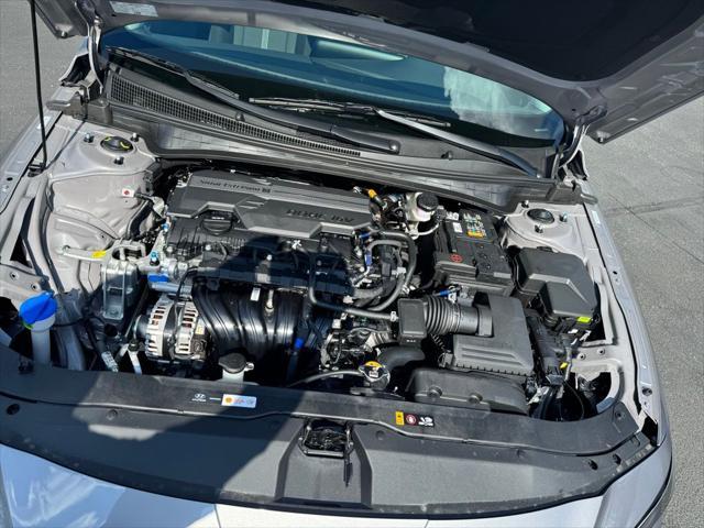 Photo of 2025 Fluid Metal Hyundai ELANTRA