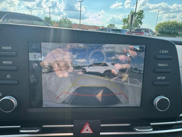 Photo of 2025 Fluid Metal Hyundai ELANTRA