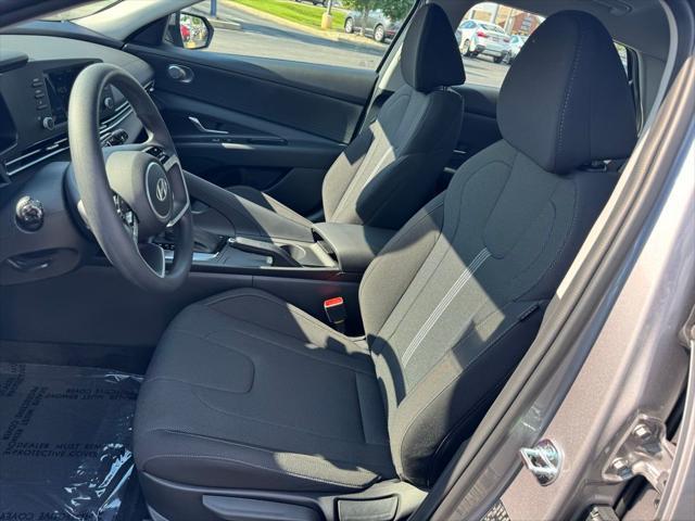 Photo of 2025 Fluid Metal Hyundai ELANTRA